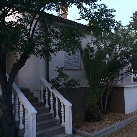 Calm House Opera *